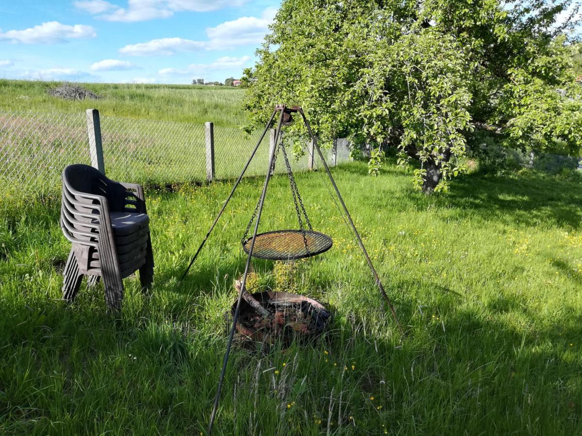 Fewo Haus Hutzelbuck In Idyllisch-Gruner Lage Nahe An Ansbach Exteriér fotografie